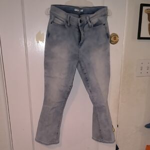 DKNY | Sky Blue Cropped Jeans